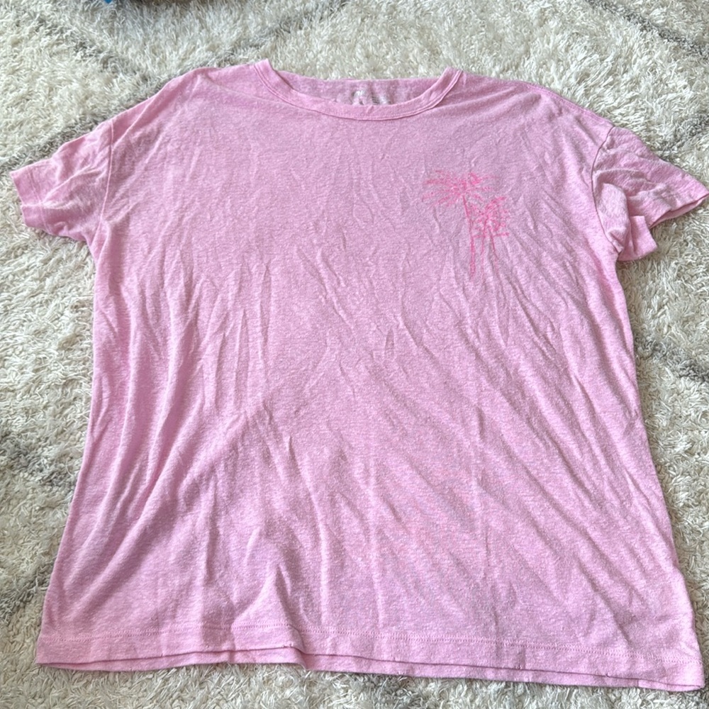 Pink tee